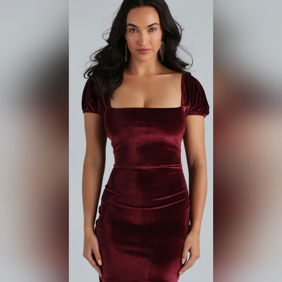 Velvet Bodycon Mini Dress - Picture 2 of 4